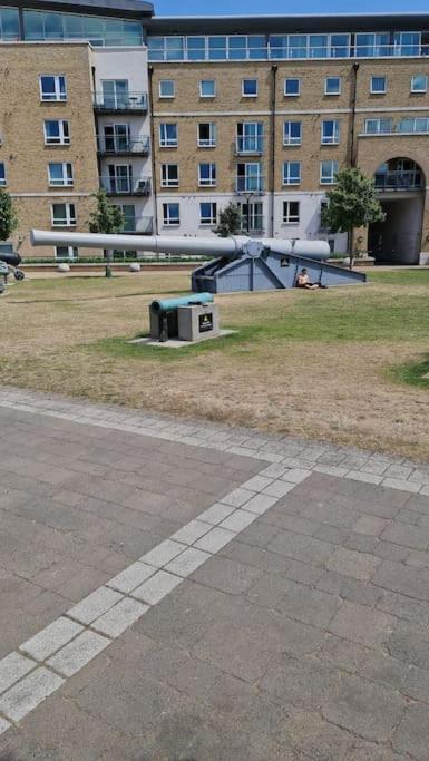 Motomy Homes * Londres